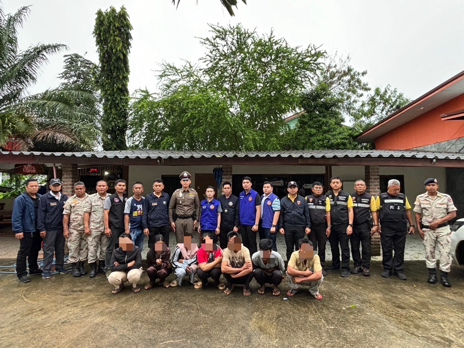 จันทบุรี-ตม.บูรณาการหน่วยงานต่างๆตรวจสอบแหล่งมั่วสุมตามเรื่องร้องเรียนฯ