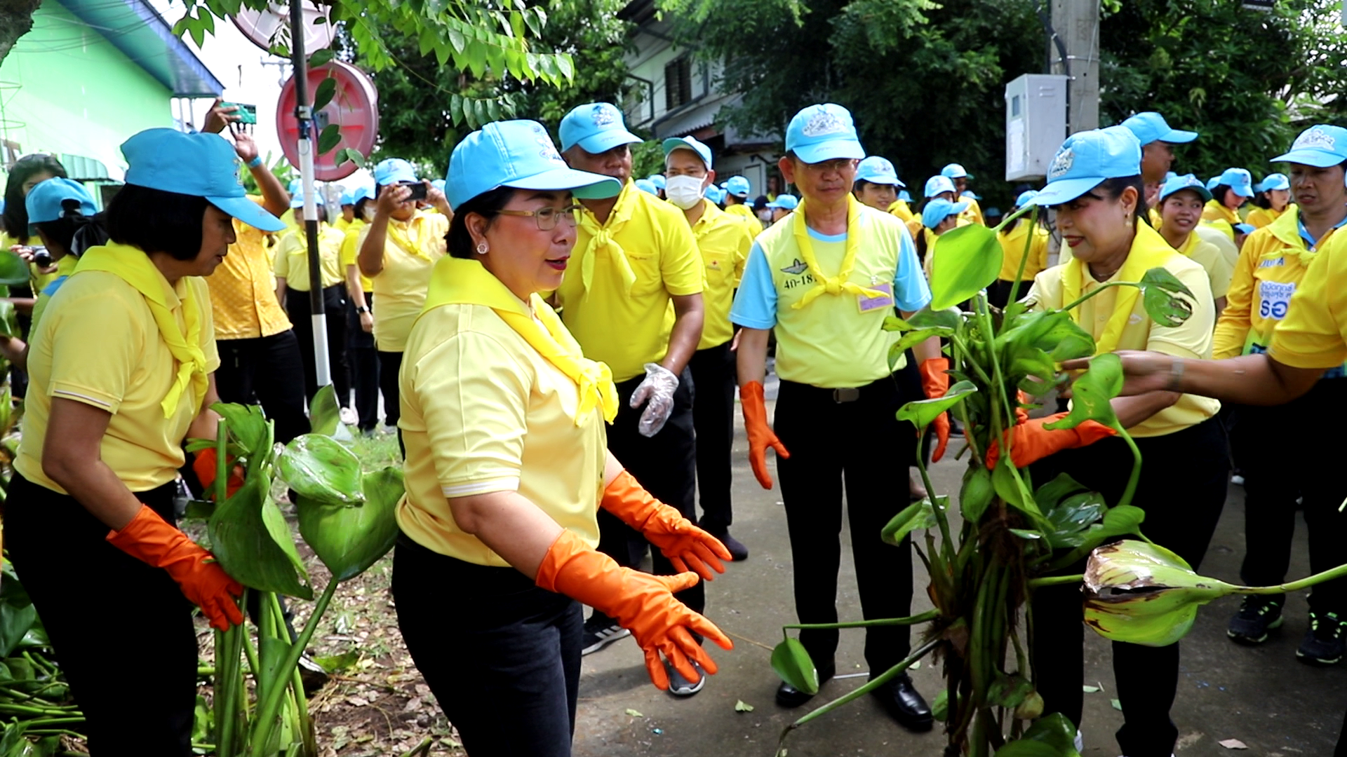 สิงห์บุรี-จัดกิจกรรมจิตอาสาเนื่องในวันนวมินทรมหาราชา