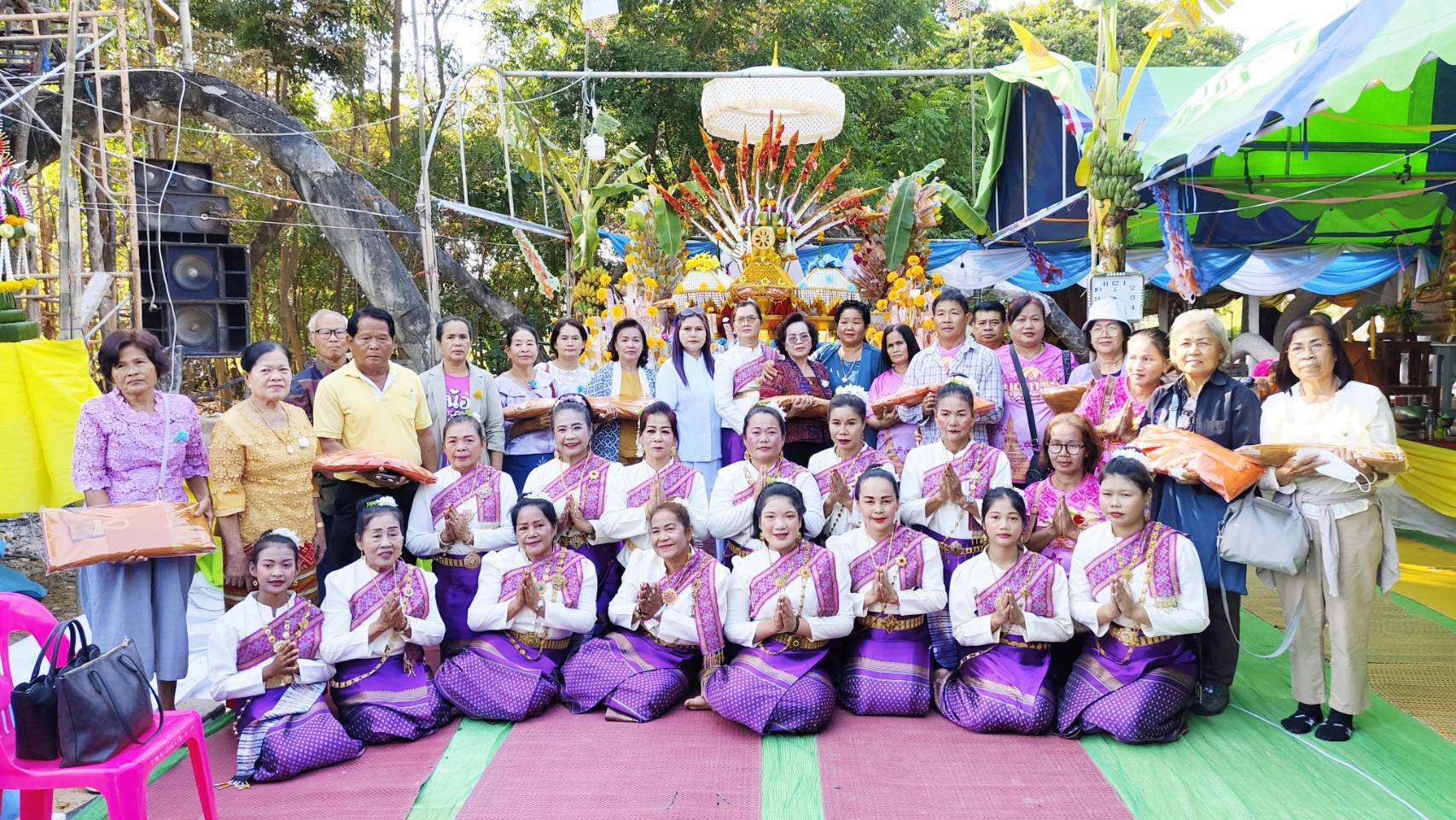 สระแก้ว-ชาวสายบุญแห่เป็นเจ้าภาพกฐินสามัคคี วัดหนองจาน