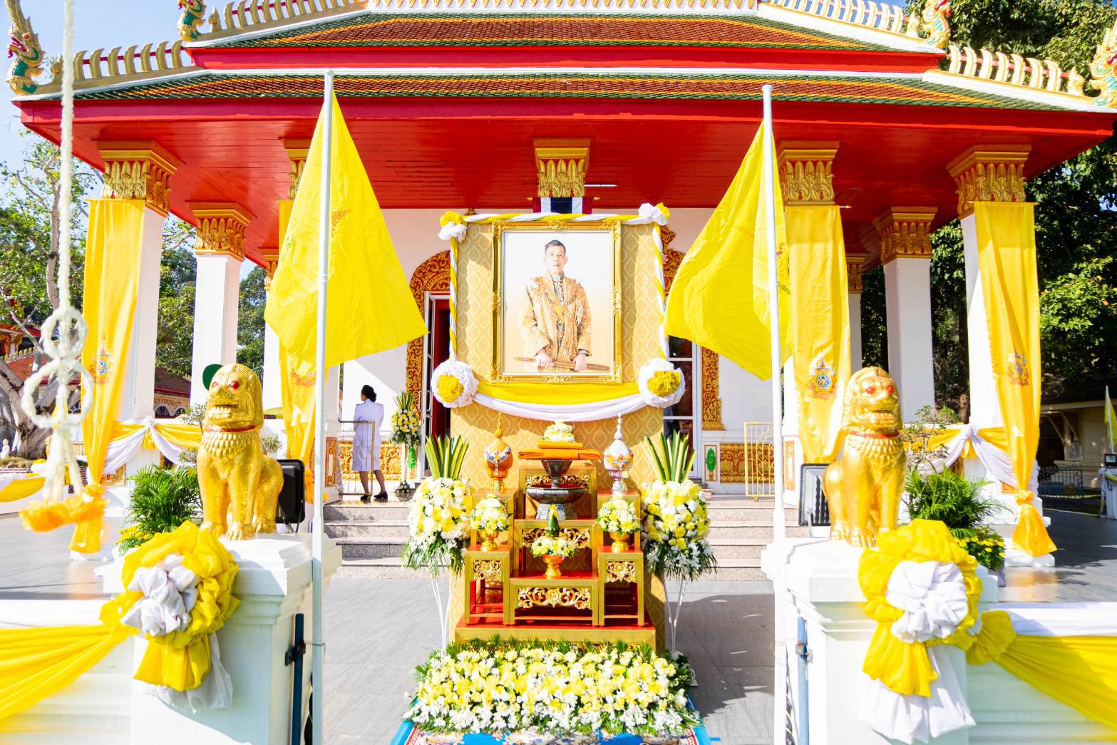 นครนายก-พระราชทานผ้าพระกฐินถวายยังที่ชุมนุมสงฆ์วัดอุดมธานี