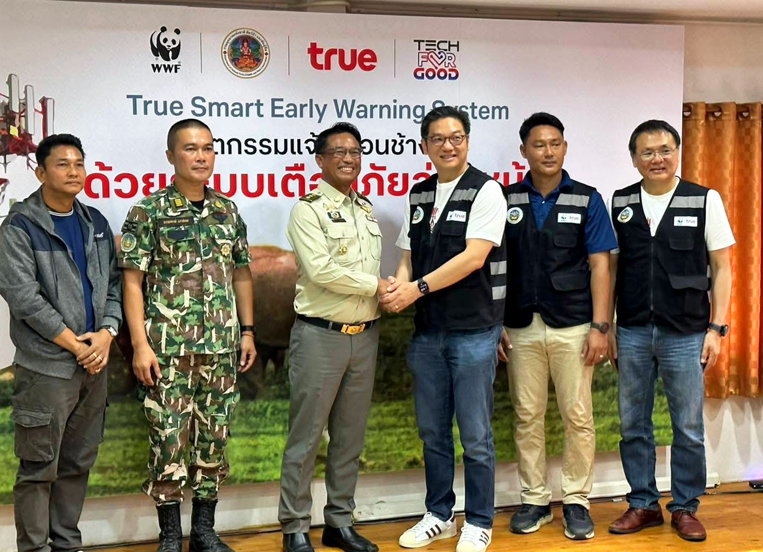 ประจวบคีรีขันธ์-กรมอุทยานฯ จับมือ TRUE – WWF นำ AI มาใช้ลดความขัดแย้งคน-ช้างป่า”