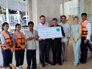 ประจวบคีรีขันธ์-รร.อินเตอร์คอนติเนนตัลฯ เปิดรายการเมนูอาหารทะเลหัวหิน พร้อมมอบเงินสนับสนุนธนาคารปูม้าเขาตะเกียบ