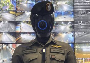 นครปฐม-เปิดตัว “AI Police Cyborg 1.0” หุ่นยนต์ตำรวจ ดูแลความปลอดภัย สงกรานต์