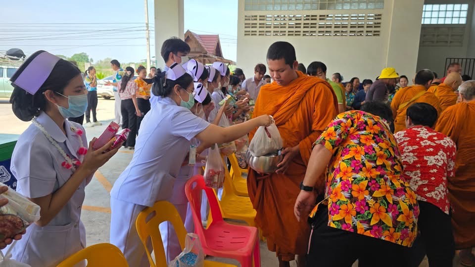 นครปฐม-โรงพยาบาลกำแพงแสน สืบสานประเพณีสงกรานต์
